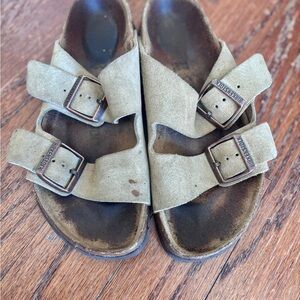Birkenstock Arizona Taupe Suede Sandals Women’s Size 7 -7.5 US 38 Double Strap